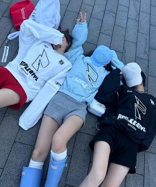 Chiina(チーナ)の「Chiina/ニットショートパンツ(その他パンツ・レディース・ブラック/ダークグレー/レッド/ブラウン/グレー・FREE)」の11枚目の写真