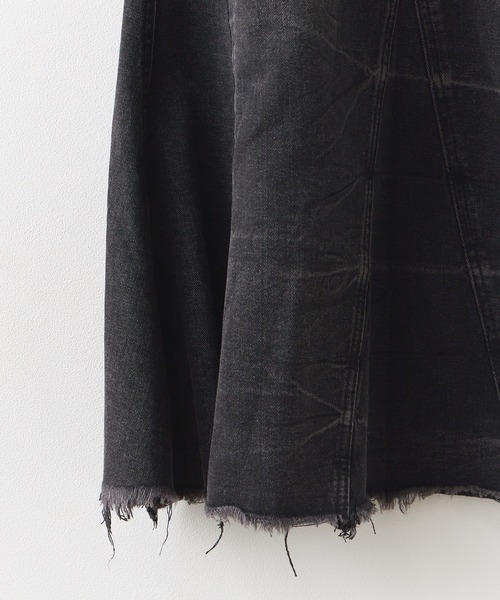 Chick(チック)の「Vintage Like Denim Mermaid Skirt / ヴィンテージ風デニムマーメイドスカート(デニムスカート・レディース・ブラック/ブルー・FREE)」の5枚目の写真
