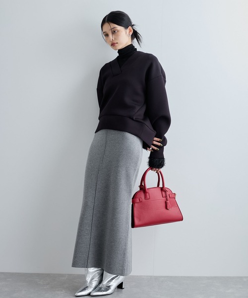 VIS(ビス)の「もちっとふわふわスフレタッチニュアンスVネックプルオーバー【洗える】(その他トップス・レディース・ブラック/ベージュ系その他3/オフホワイト・FREE)」の7枚目の写真