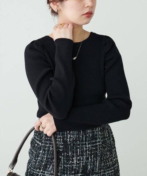 natural couture(ナチュラルクチュール)の「ちび金釦ジゴスリーブリブニット(ニット/セーター・レディース・アイボリー/グレイッシュベージュ/ブラック/ブルー/グレー/レッド系その他・FREE)」の16枚目の写真