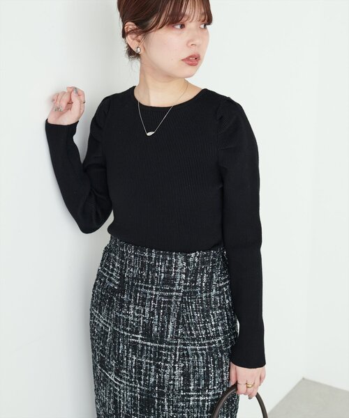 natural couture(ナチュラルクチュール)の「ちび金釦ジゴスリーブリブニット(ニット/セーター・レディース・アイボリー/グレイッシュベージュ/ブラック/ブルー/グレー/レッド系その他・FREE)」の17枚目の写真