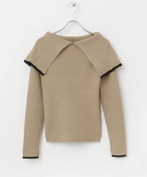 URBAN RESEARCH ROSSO WOMEN(アーバンリサーチ ロッソ)の「2wayネックバイカラーケープニット(ニット/セーター・レディース・ブラック/オフホワイト/ベージュ・FREE)」の21枚目の写真