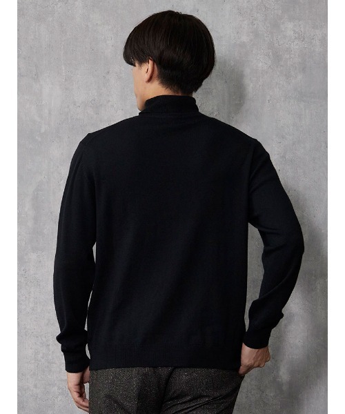 TRANS CONTINENTS（トランスコンチネンツ）の「TRANS CONTINENTS　ベーシックBIZニット　ブラック/グレー/ワイン/パープル【オフィスOK】（ニット/セーター・メンズ・チャコールグレー/ブラック/パープル/ワイン・M/L/LL）」の6枚目の写真