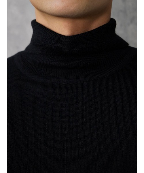 TRANS CONTINENTS（トランスコンチネンツ）の「TRANS CONTINENTS　ベーシックBIZニット　ブラック/グレー/ワイン/パープル【オフィスOK】（ニット/セーター・メンズ・チャコールグレー/ブラック/パープル/ワイン・M/L/LL）」の8枚目の写真