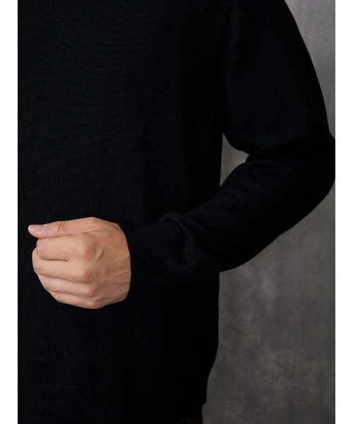 TRANS CONTINENTS（トランスコンチネンツ）の「TRANS CONTINENTS　ベーシックBIZニット　ブラック/グレー/ワイン/パープル【オフィスOK】（ニット/セーター・メンズ・チャコールグレー/ブラック/パープル/ワイン・M/L/LL）」の9枚目の写真