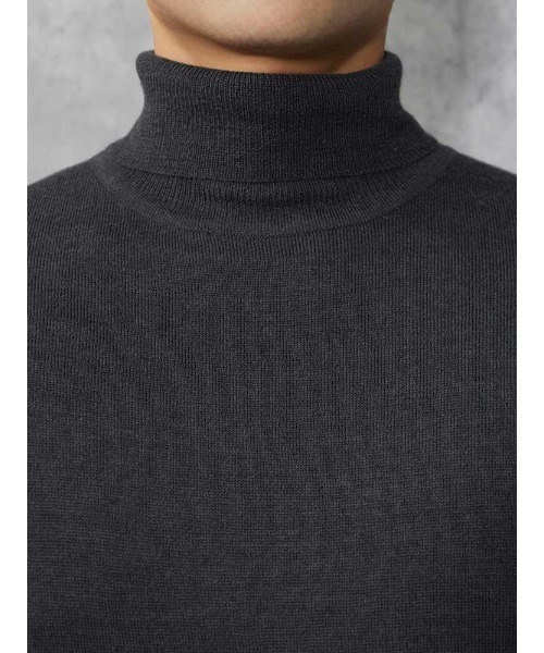 TRANS CONTINENTS（トランスコンチネンツ）の「TRANS CONTINENTS　ベーシックBIZニット　ブラック/グレー/ワイン/パープル【オフィスOK】（ニット/セーター・メンズ・チャコールグレー/ブラック/パープル/ワイン・M/L/LL）」の16枚目の写真