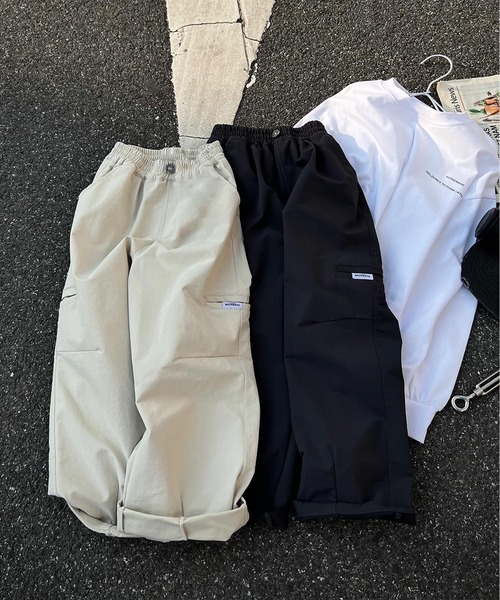 aimoha（アイモハ）の「【aimoha-KIDS-】ワイドカーゴパンツ（カーゴパンツ・キッズ・ブラック/オフホワイト/ダークグレー/チョコ・110/130/150/160/120/140）」の8枚目の写真