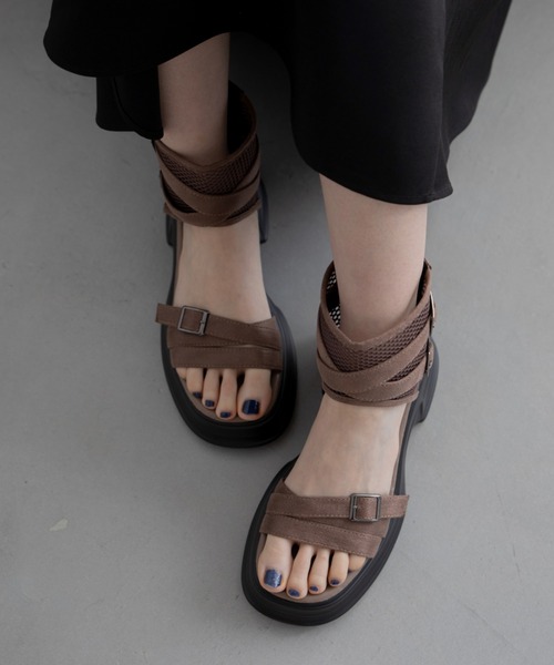 VACANCY（ヴァカンシー）の「【select item】メッシュダッドウェーブソールサンダル（サンダル・レディース・ブラック/カーキ・X-LARGE/LARGE/MEDIUM）」の2枚目の写真