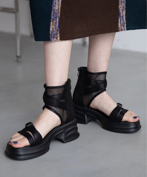 VACANCY（ヴァカンシー）の「【select item】メッシュダッドウェーブソールサンダル（サンダル・レディース・ブラック/カーキ・X-LARGE/LARGE/MEDIUM）」の6枚目の写真