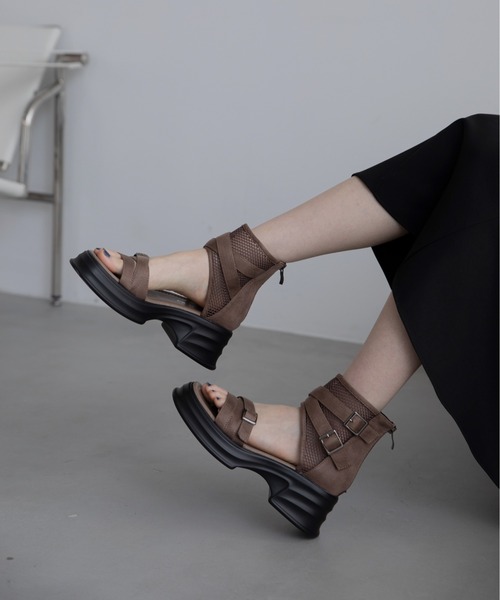 VACANCY（ヴァカンシー）の「【select item】メッシュダッドウェーブソールサンダル（サンダル・レディース・ブラック/カーキ・X-LARGE/LARGE/MEDIUM）」の15枚目の写真