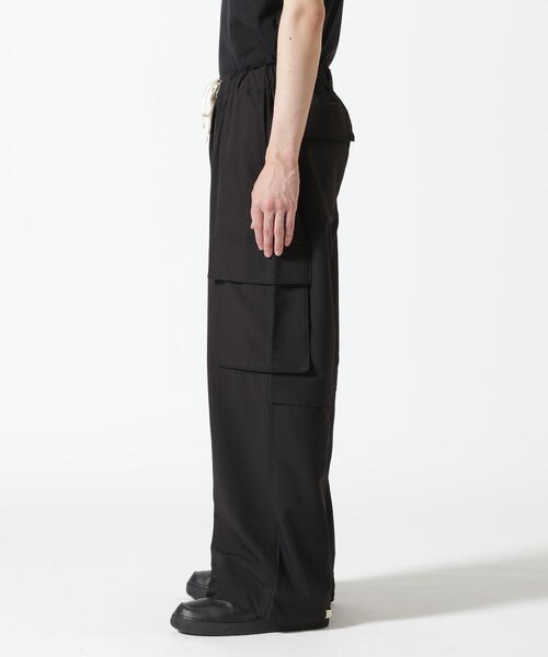 BEAVER（ビーバー）の「B omnivore/ビーオムニボー  STRETCH POLYESTER CARGO PANTS（カーゴパンツ・メンズ・グレー/ブラック・M/S/L）」の6枚目の写真
