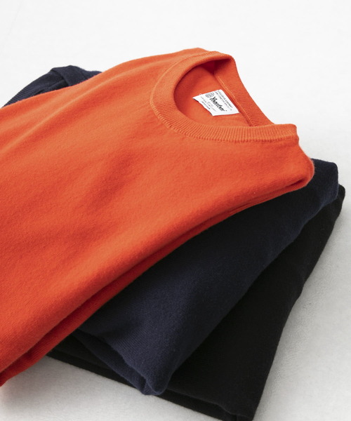 Yonetomi(ヨネトミ)の「Yonetomi Spiber NEW BASIC KNIT PULLOVER(ニット/セーター・メンズ・オレンジ/ブラック/ネイビー・3/4)」の1枚目の写真