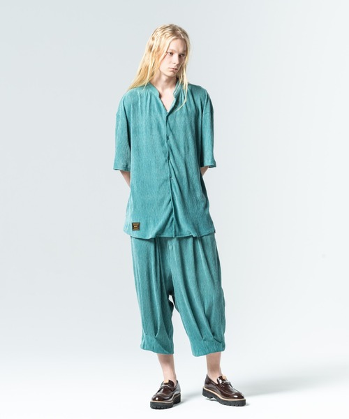 glamb(グラム)の「Glamour Crepe Shirt / グラマークレープシャツ(シャツ/ブラウス・メンズ・ブラック/ホワイト/ブルー・S/M/L)」の5枚目の写真