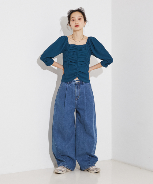 NOMINE（ノミネ）の「シャーリング ボリュームスリーブ2WAYプルオーバー（Tシャツ/カットソー・レディース・ブルー/ブラック/ブラウン・フリー）」の15枚目の写真