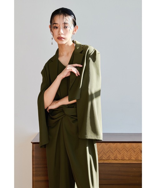 niana（ニアナ）の「プラクティカルショートジャケットセットアップ 2点セット パンツドレス オールインワン 結婚式 同窓会 入学式 卒業式 セレモニー パーティードレス オケージョンドレス お呼ばれ（パンツドレス・レディース・カーキ/キャメル/ブラック・L/M/S）」の6枚目の写真