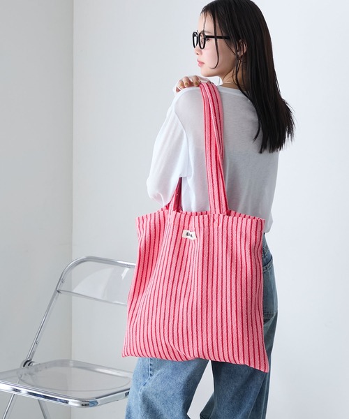 forksy.（フォルクシー）の「【forksy.】カラーストライプ パイル地 トートバッグ（トートバッグ・レディース・アイボリー/ブルー/ピンク/アイボリー系/ブラック/ネイビー・FREE）」の18枚目の写真