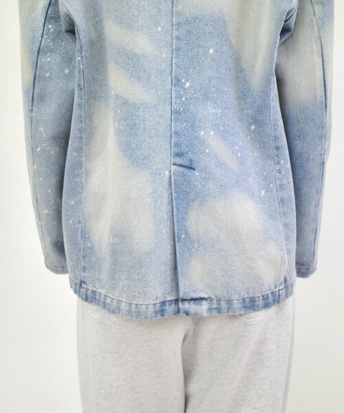 WHO'S WHO gallery（フーズフーギャラリー）の「スプレーブリーチデニムジャケット（テーラードジャケット・レディース・ブラック/サックスブルー・FREE）」の19枚目の写真