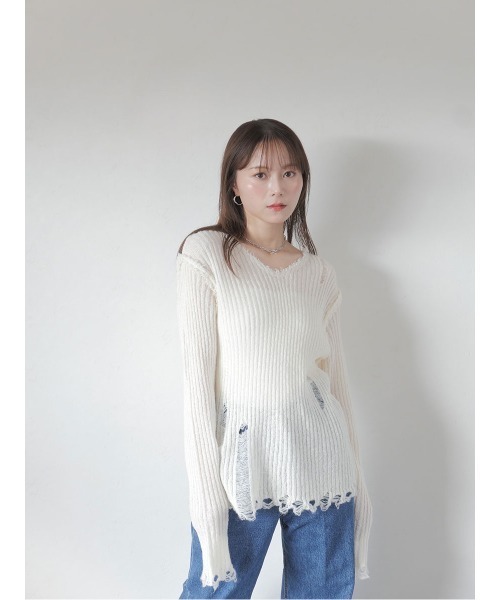 Reurie'(レウリィ)の「クラッシュリブニット/crush rib knit 長袖 ダメージ加工 カジュアル 韓国ファッション シンプル Y2K(ニット/セーター・レディース・ブラック/アイボリー・FREE)」の5枚目の写真