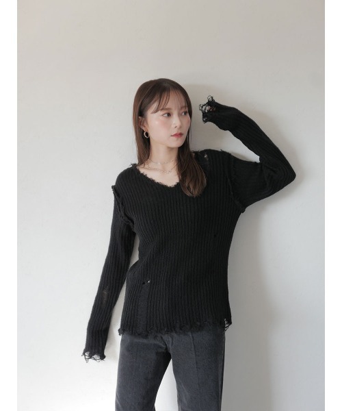 Reurie'(レウリィ)の「クラッシュリブニット/crush rib knit 長袖 ダメージ加工 カジュアル 韓国ファッション シンプル Y2K(ニット/セーター・レディース・ブラック/アイボリー・FREE)」の7枚目の写真