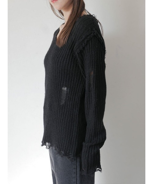 Reurie'(レウリィ)の「クラッシュリブニット/crush rib knit 長袖 ダメージ加工 カジュアル 韓国ファッション シンプル Y2K(ニット/セーター・レディース・ブラック/アイボリー・FREE)」の22枚目の写真