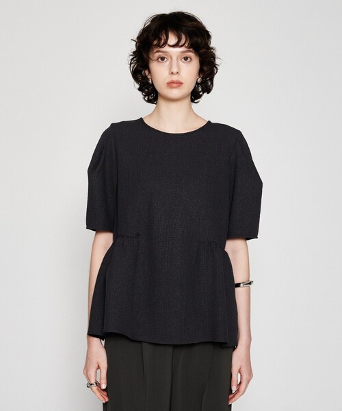 cloenc(クロエンス)の「【手洗い可】フレアチュニックブラウス(シャツ/ブラウス・レディース・オフホワイト/チャコールグレー・02)」の2枚目の写真