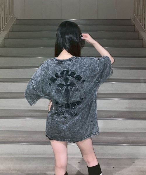 REFLEM/レフレム』クロス刺繍Tシャツ/ハーフスリーブカットソー