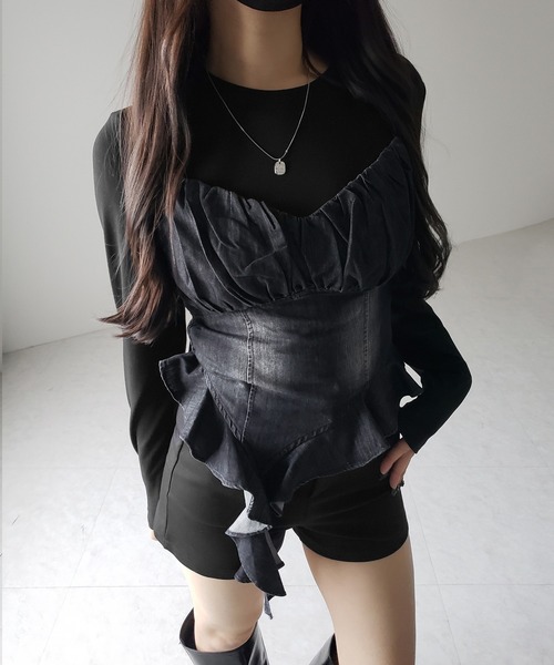 me+em select(ミームセレクト)の「【 2点セット 】ヴィンテージデニムビスチェ & レイヤードTシャツセット / vintage denim bustier & layered T-shirts set(アンサンブル・レディース・ブラック/ホワイト・FREE)」の8枚目の写真