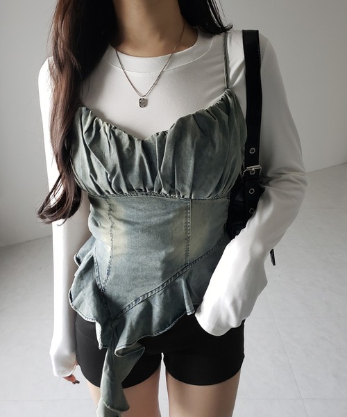me+em select(ミームセレクト)の「【 2点セット 】ヴィンテージデニムビスチェ & レイヤードTシャツセット / vintage denim bustier & layered T-shirts set(アンサンブル・レディース・ブラック/ホワイト・FREE)」の20枚目の写真