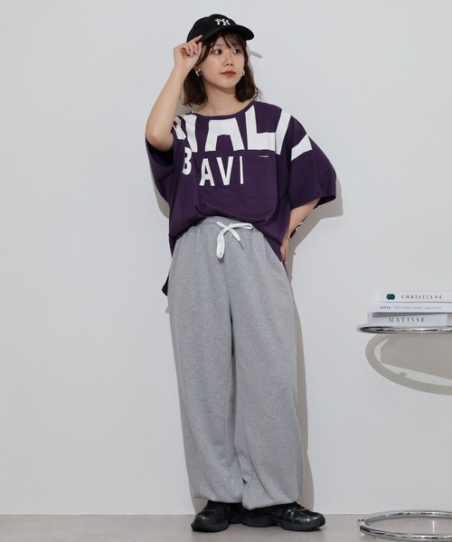 atONE(アットワン)の「BIGロゴプリントポケット付きドルマンTシャツ(Tシャツ/カットソー・レディース・ブラック/パープル/杢グレー・L/M)」の20枚目の写真