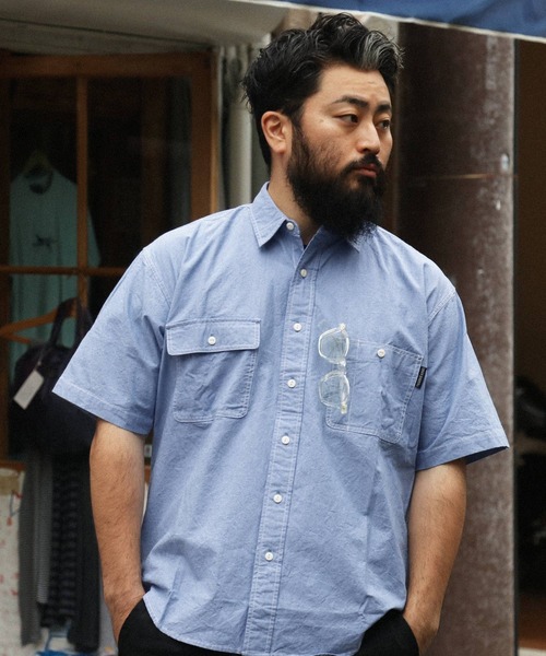 KRIFF MAYER(クリフメイヤー)の「【綿100%】シャンブレー刺繍ワークシャツ(シャツ/ブラウス・メンズ・サックスブルー/オフホワイト/ネイビー/チャコール・MEDIUM/X-LARGE/LARGE)」の18枚目の写真