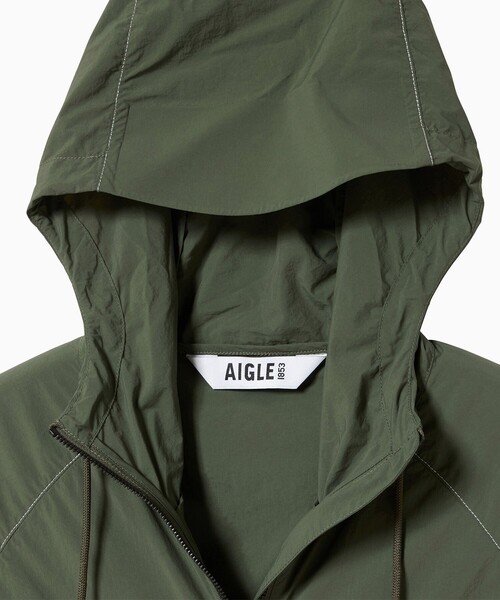 AIGLE（エーグル）の「軽量 撥水 UVカット パッカブル ライトウェイトフーデッドナイロンジャケット（ナイロンジャケット・レディース・モスグリーン/パープル・XS/M/S）」の15枚目の写真