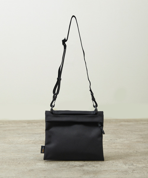 And A(アンドエー)の「And A アンドエー / PHOTOGRAPHER WEIGHT SHOULDER BAG 防水防汚コーデュラナイロンショルダーバッグ 日本製 / AA-A24U003(ショルダーバッグ・メンズ・ブラック・FREE)」の7枚目の写真