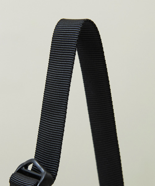 And A(アンドエー)の「And A アンドエー / PHOTOGRAPHER WEIGHT SHOULDER BAG 防水防汚コーデュラナイロンショルダーバッグ 日本製 / AA-A24U003(ショルダーバッグ・メンズ・ブラック・FREE)」の14枚目の写真