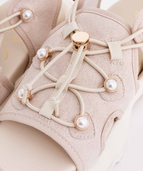 NOELA（ノエラ）の「キラキラスニーカーサンダル（サンダル・レディース・ベージュ/ブラック/オフホワイト・S/M/L）」の6枚目の写真