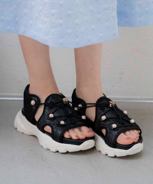 NOELA（ノエラ）の「キラキラスニーカーサンダル（サンダル・レディース・ベージュ/ブラック/オフホワイト・S/M/L）」の12枚目の写真