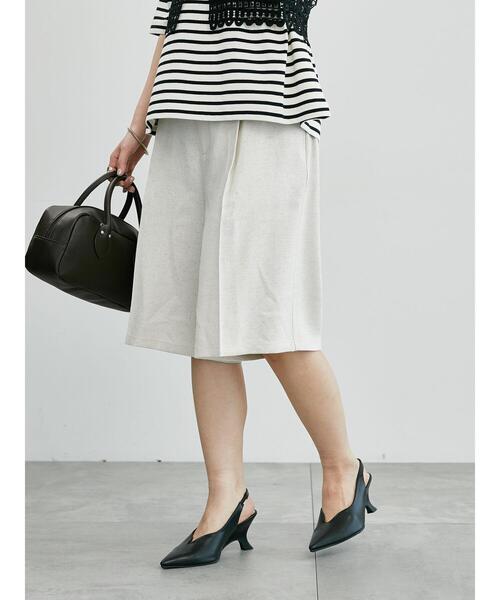 Lugnoncure(ルノンキュール)の「麻調タックハーフパンツ《2025summer catalog item》(その他パンツ・レディース・オフホワイト/ベージュ/ブラック・F)」の6枚目の写真