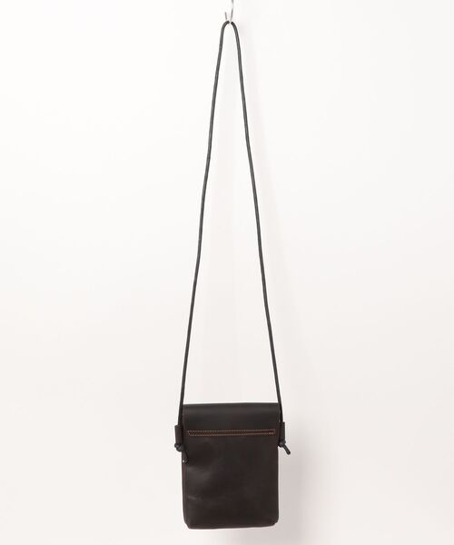 NiiNa(ニーナ)の「【 NiiNa homme / ニーナオム 】高品質牛革 シック ショルダーバッグ(ショルダーバッグ・メンズ・ブラウン/ダークブラウン・FREE)」の11枚目の写真