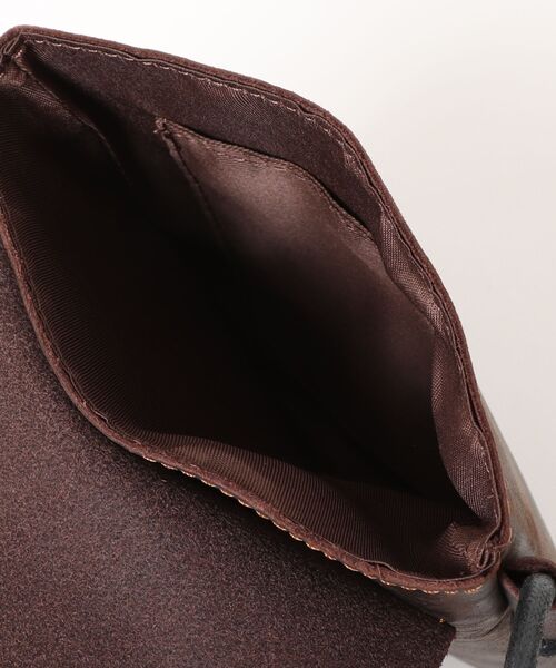 NiiNa(ニーナ)の「【 NiiNa homme / ニーナオム 】高品質牛革 シック ショルダーバッグ(ショルダーバッグ・メンズ・ブラウン/ダークブラウン・FREE)」の20枚目の写真