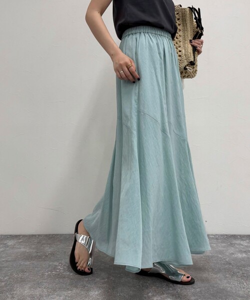 fredy emue(フレディエミュ)の「ニュアンスギャザーフレアースカート(スカート・レディース・サックスブルー/チャコールグレー/オフホワイト・38/36)」の20枚目の写真