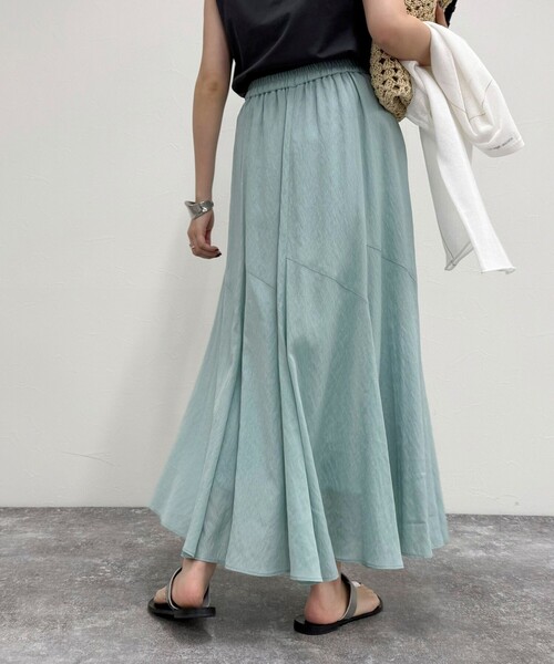 fredy emue(フレディエミュ)の「ニュアンスギャザーフレアースカート(スカート・レディース・サックスブルー/チャコールグレー/オフホワイト・38/36)」の21枚目の写真