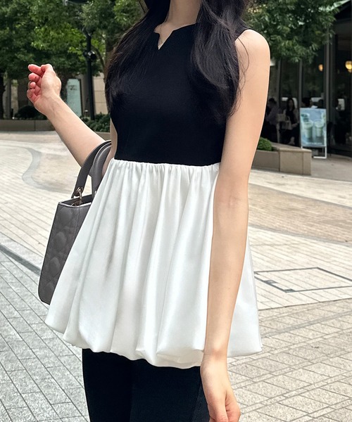 junoah(ジュノア)の「キーネックノースリーブペプラムバルーントップス(シャツ/ブラウス・レディース・ブラック/ライトベージュ/ホワイト/ブラック系その他・SMALL/MEDIUM/LARGE)」の5枚目の写真