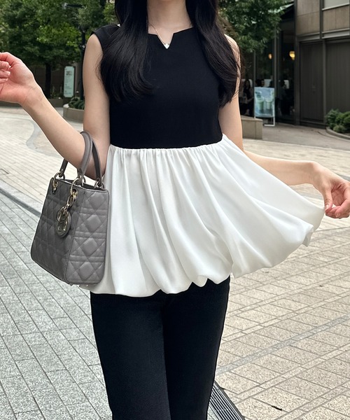junoah(ジュノア)の「キーネックノースリーブペプラムバルーントップス(シャツ/ブラウス・レディース・ブラック/ライトベージュ/ホワイト/ブラック系その他・SMALL/MEDIUM/LARGE)」の7枚目の写真
