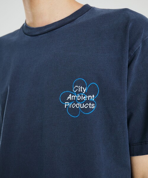 City Ambient Products（シティアンビエントプロダクツ）の「City Ambient Products: フラワー プリント フェード ピグメント Tシャツ（Tシャツ/カットソー・メンズ・ブラウン/ネイビー/チャコールグレー/ダークグレー・SMALL/MEDIUM/LARGE）」の9枚目の写真