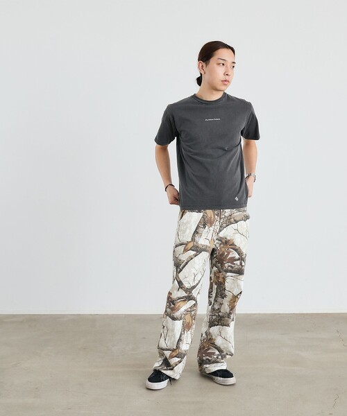 City Ambient Products（シティアンビエントプロダクツ）の「City Ambient Products: フラワー プリント フェード ピグメント Tシャツ（Tシャツ/カットソー・メンズ・ブラウン/ネイビー/チャコールグレー/ダークグレー・SMALL/MEDIUM/LARGE）」の18枚目の写真