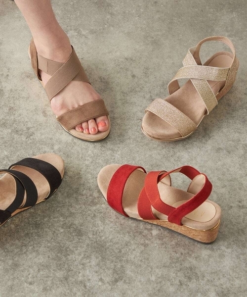 a.v.v（アーヴェヴェ）の「クロスゴムサンダル（サンダル・レディース・アイボリー/ブラック/オレンジ/ベージュ・22.5/23.5/24.5）」の4枚目の写真