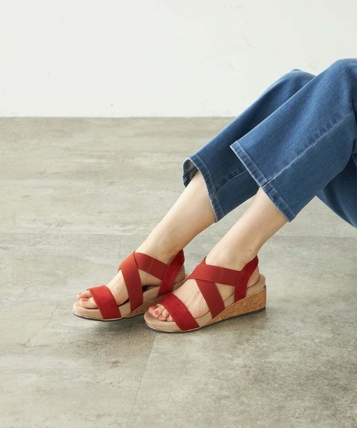 a.v.v（アーヴェヴェ）の「クロスゴムサンダル（サンダル・レディース・アイボリー/ブラック/オレンジ/ベージュ・22.5/23.5/24.5）」の13枚目の写真