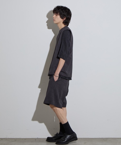 SLICK(スリック)の「【SLICK/スリック】Reflax Canvas Two Tuck Shorts / リフラックスキャンバスツータックショーツ/ セットアップ対応/ ショートパンツ/ テック素材(その他パンツ・メンズ・ブラック/グレイッシュベージュ/チャコールグレー・1/2/3)」の16枚目の写真