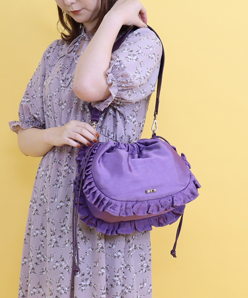 SMIR NASLI（サミールナスリ）の「フリル巾着ショルダーバッグ（ショルダーバッグ・レディース・シルバー/ブラック/ネイビー/パープル/ブラウン・FREE）」の4枚目の写真