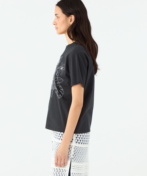 MACPHEE（マカフィー）の「ボタニカルエンブロイダリー ハーフスリーブTシャツ（Tシャツ/カットソー・レディース・ブラック/ホワイト・S）」の5枚目の写真