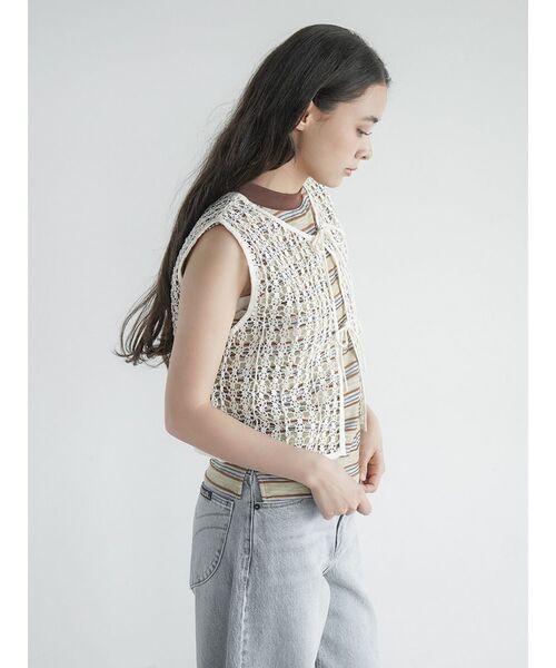 FIKA.(フィーカ)の「Geometric lace gilet(その他トップス・レディース・アイボリー/ブラック・MEDIUM)」の7枚目の写真